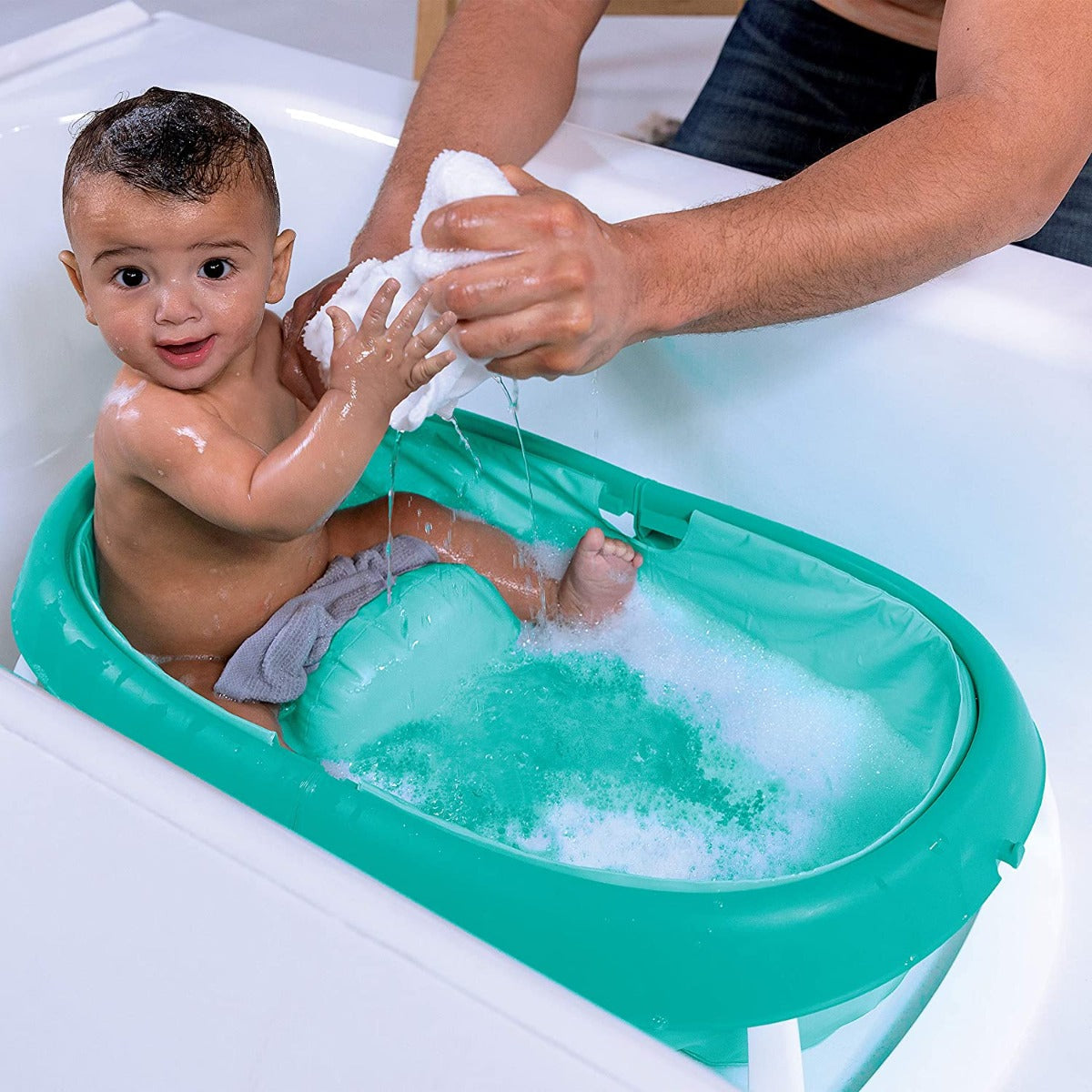 حوض استحمام قابل للطي للأطفال من Summer Infant باللون الأخضر