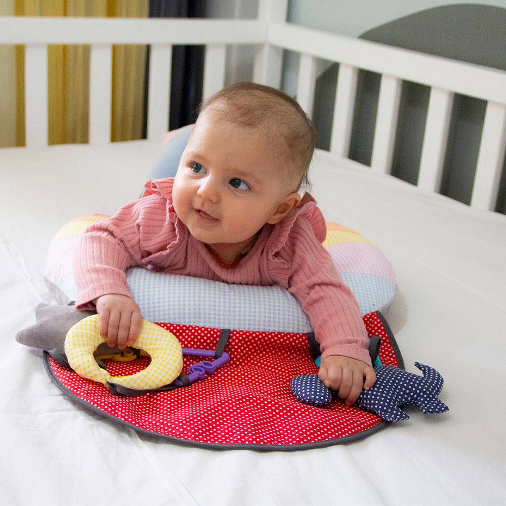 Babyjem Baby Exercising Pillow With Toys 40 X 50 Cm