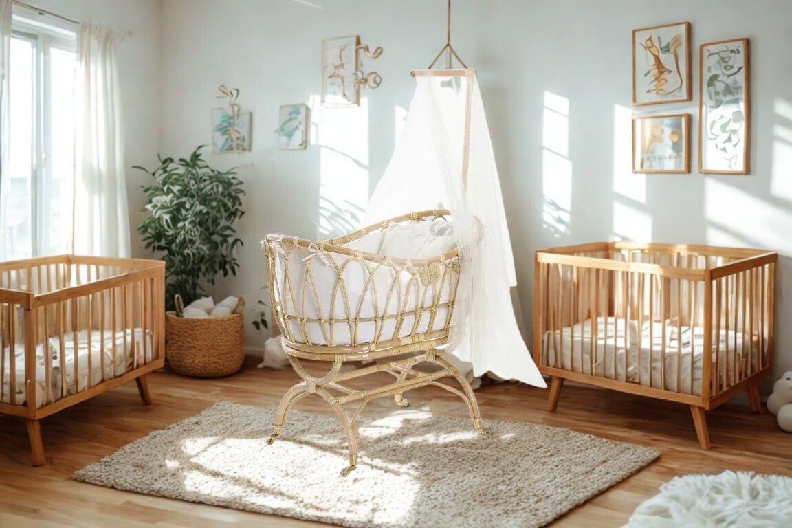 Cuddle Lomie Rattan With Wheels 84 cm