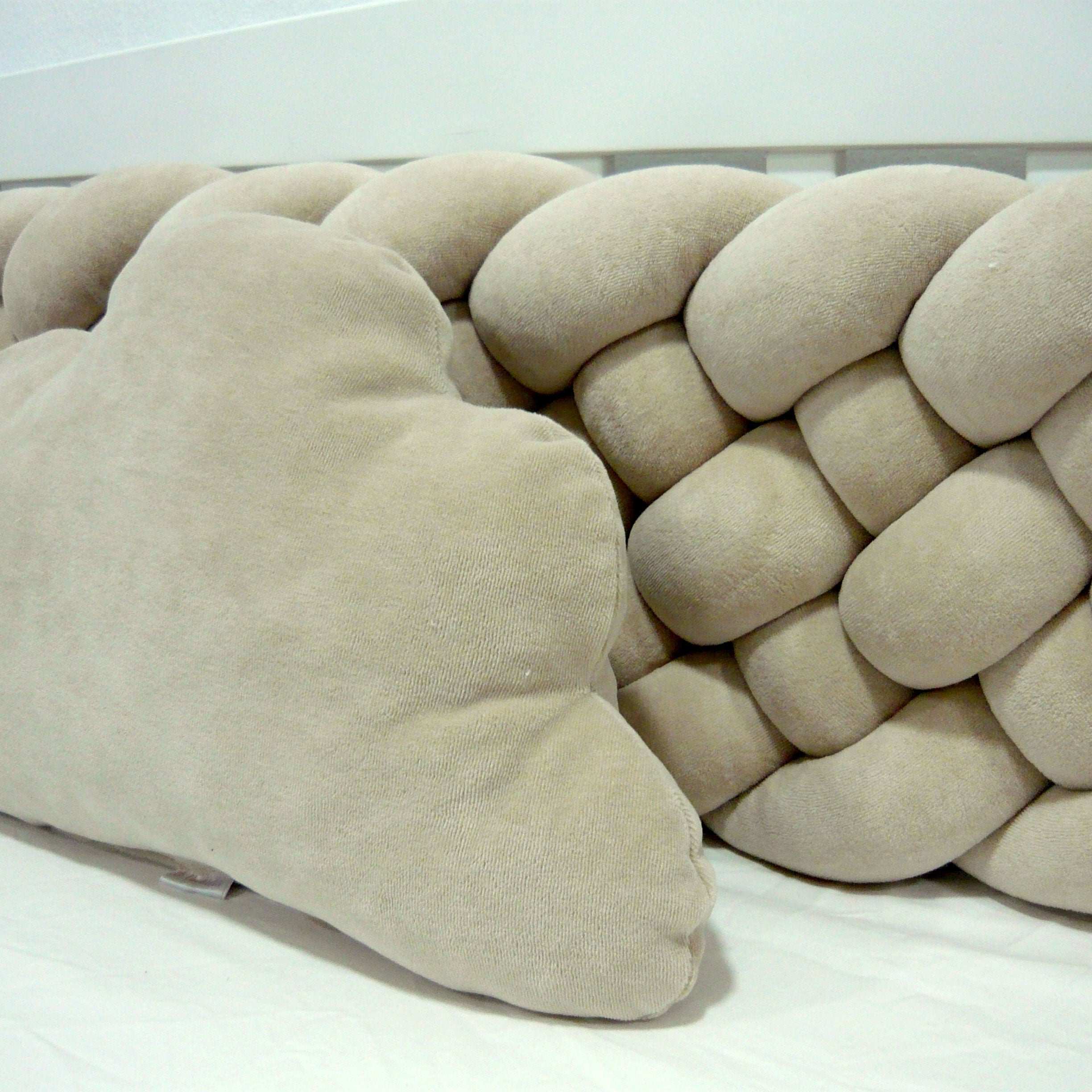Elmalella Fluffy Braided Bedding Set Mocha