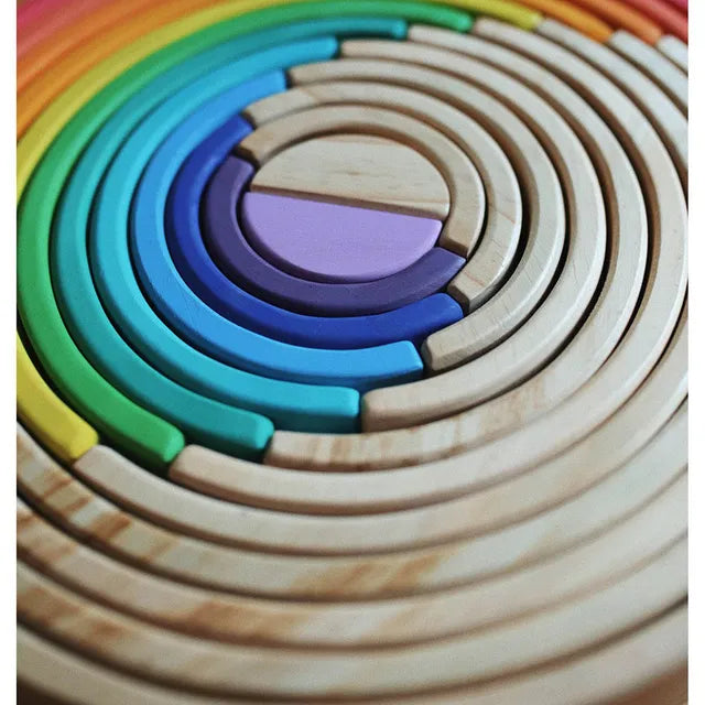 أقواس كيندر فيتس الخشبية الطبيعية