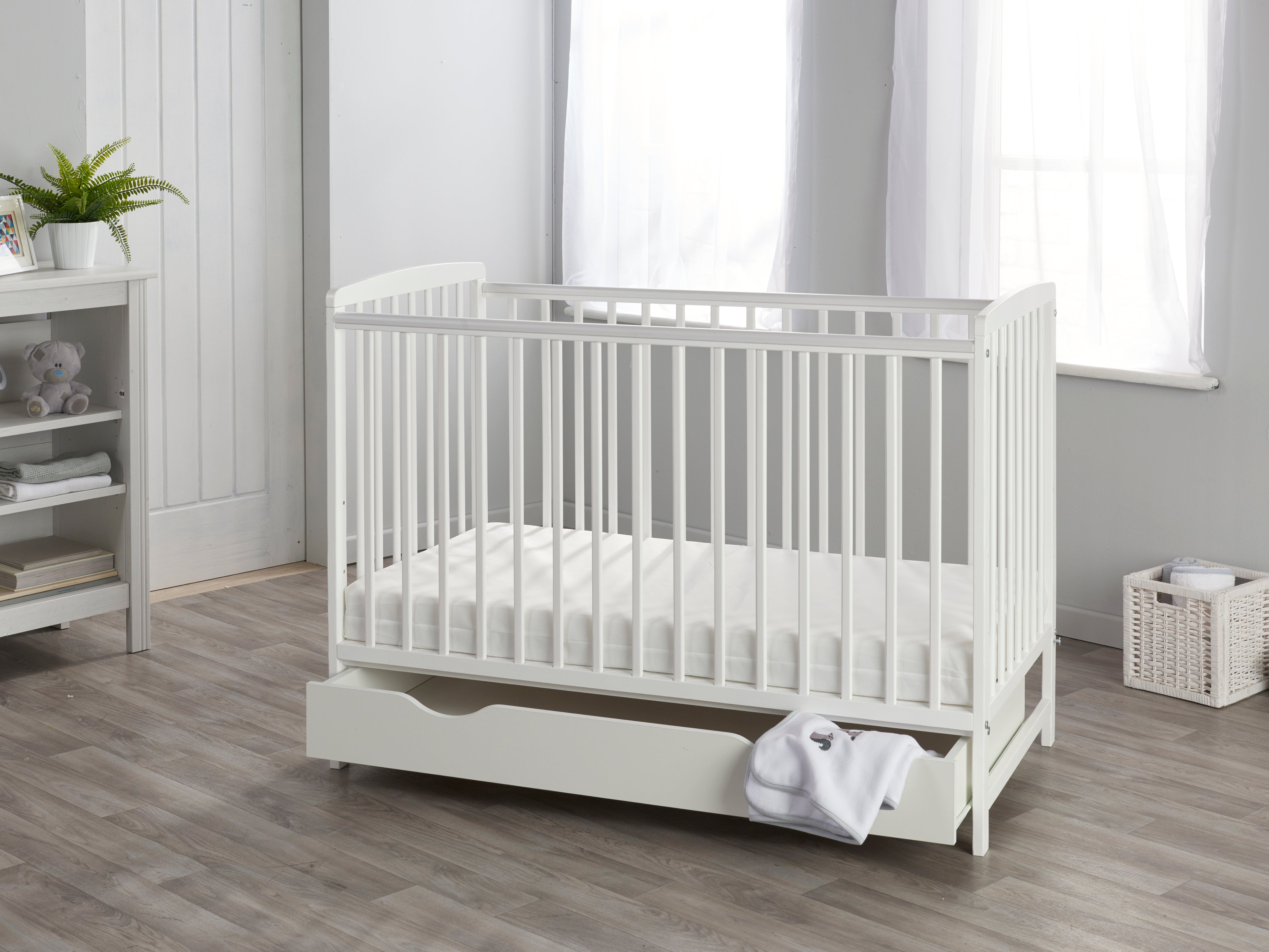Kinder Valley Melbourne Cot with Drawer and Kinder Flow Mattress