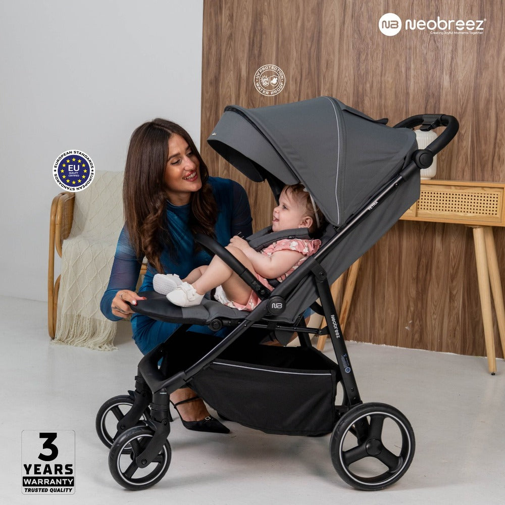 Neobreez Tetra Lightweight Pushchair Stroller with Cup Holder Black