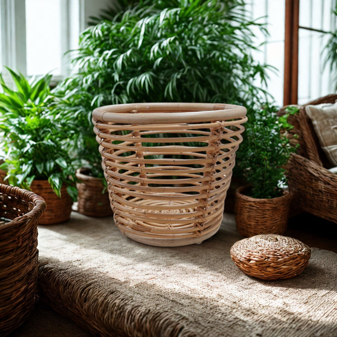 Cuddle Harper Rattan Planter