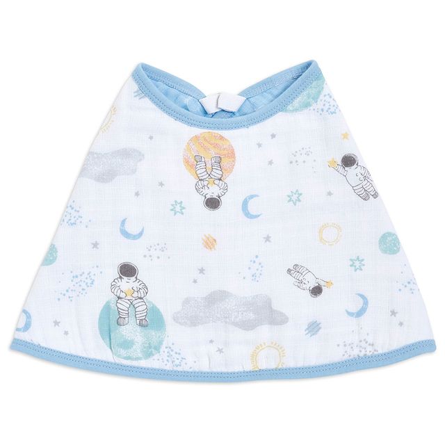 مريلة أطفال من قماش موسلين من Aden + Anais Essentials بتصميم مستكشفي الفضاء
