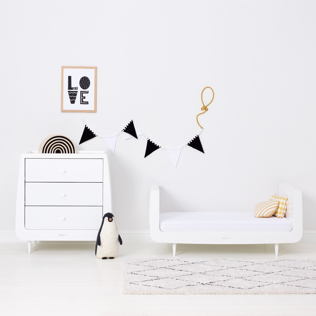 Snuz  Pod Cot & Cot Bed Fitted Sheet Pack Of 2 Colour Spots