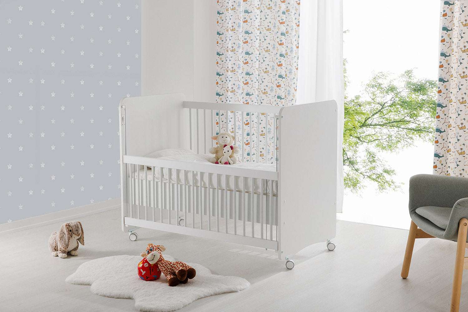Babywhen Mother Side Crib with wheels White
