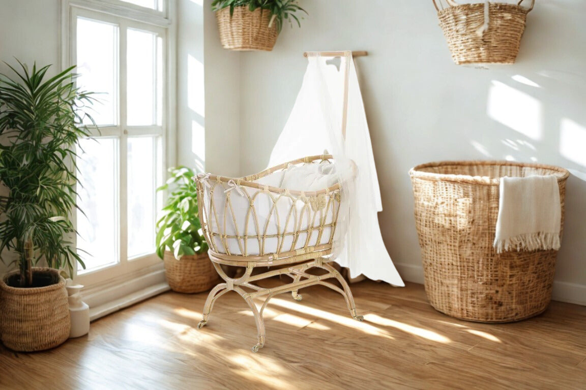 Cuddle Lomie Rattan With Wheels 84 cm