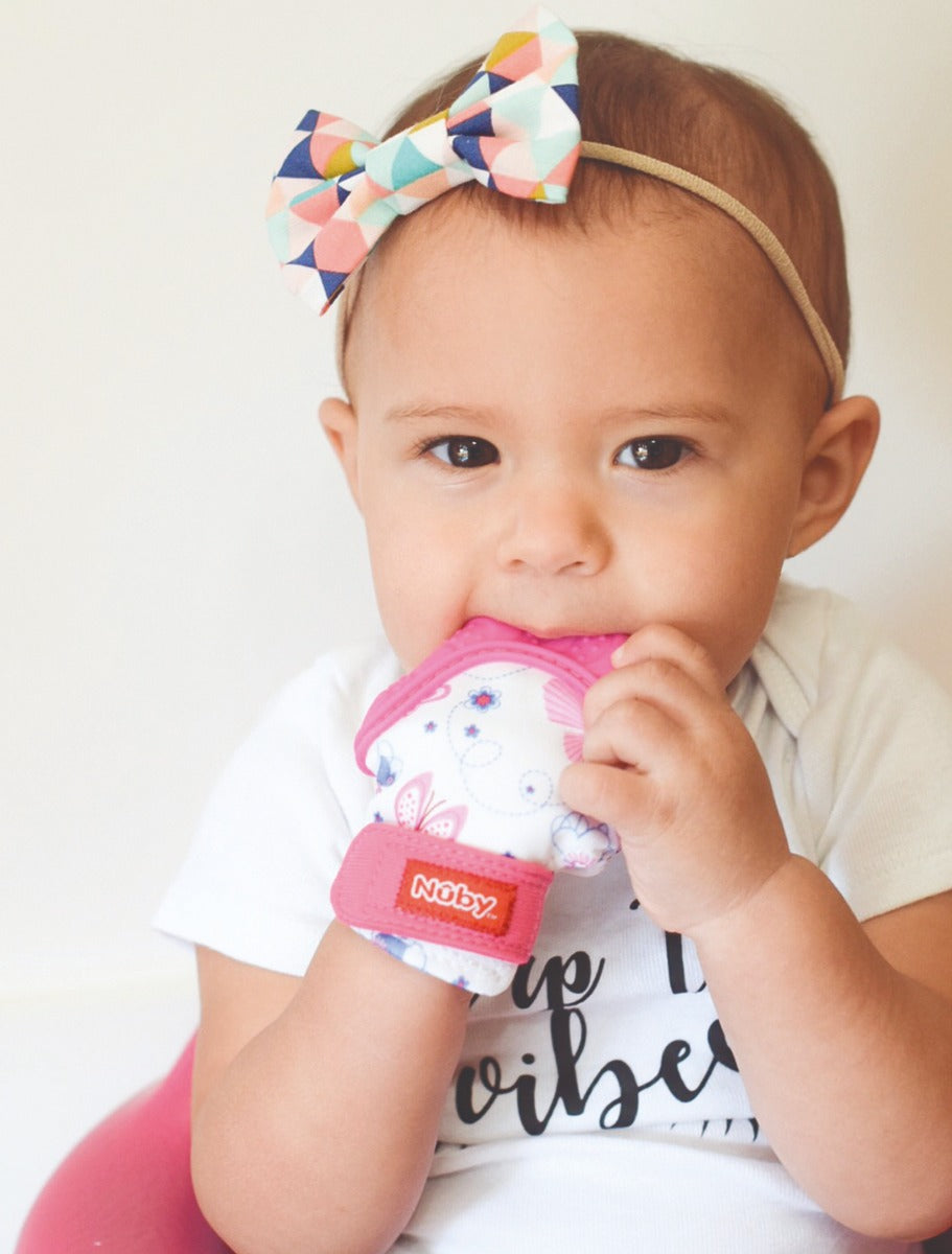 Nuby Happy Hands Teething Mitten 1 Pc Pink