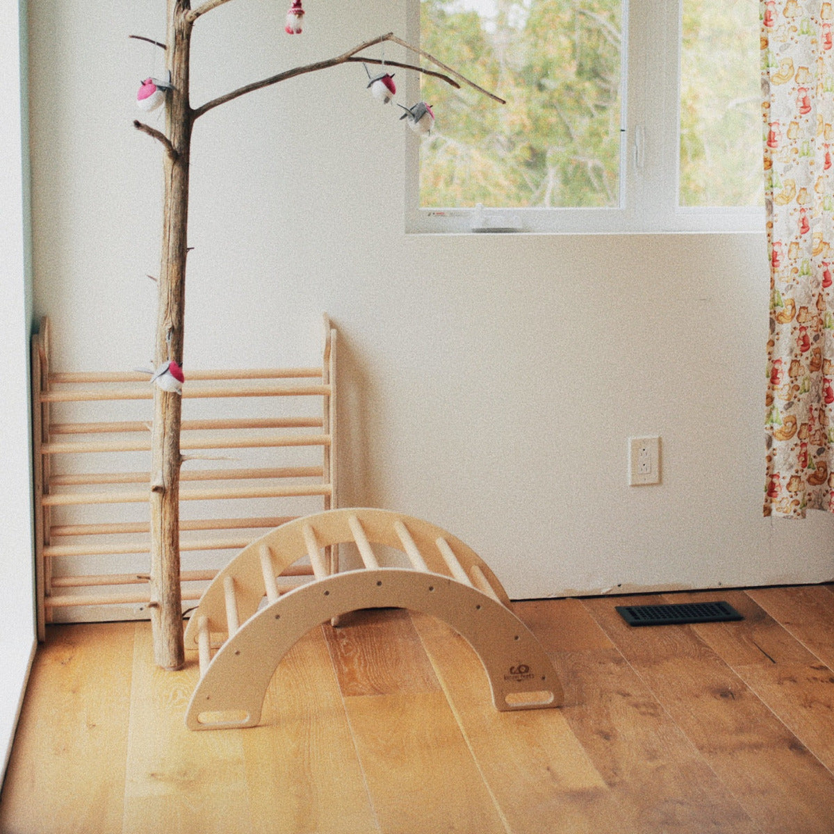 قوس بيكلر للتسلق والهز من كيندر فيتس