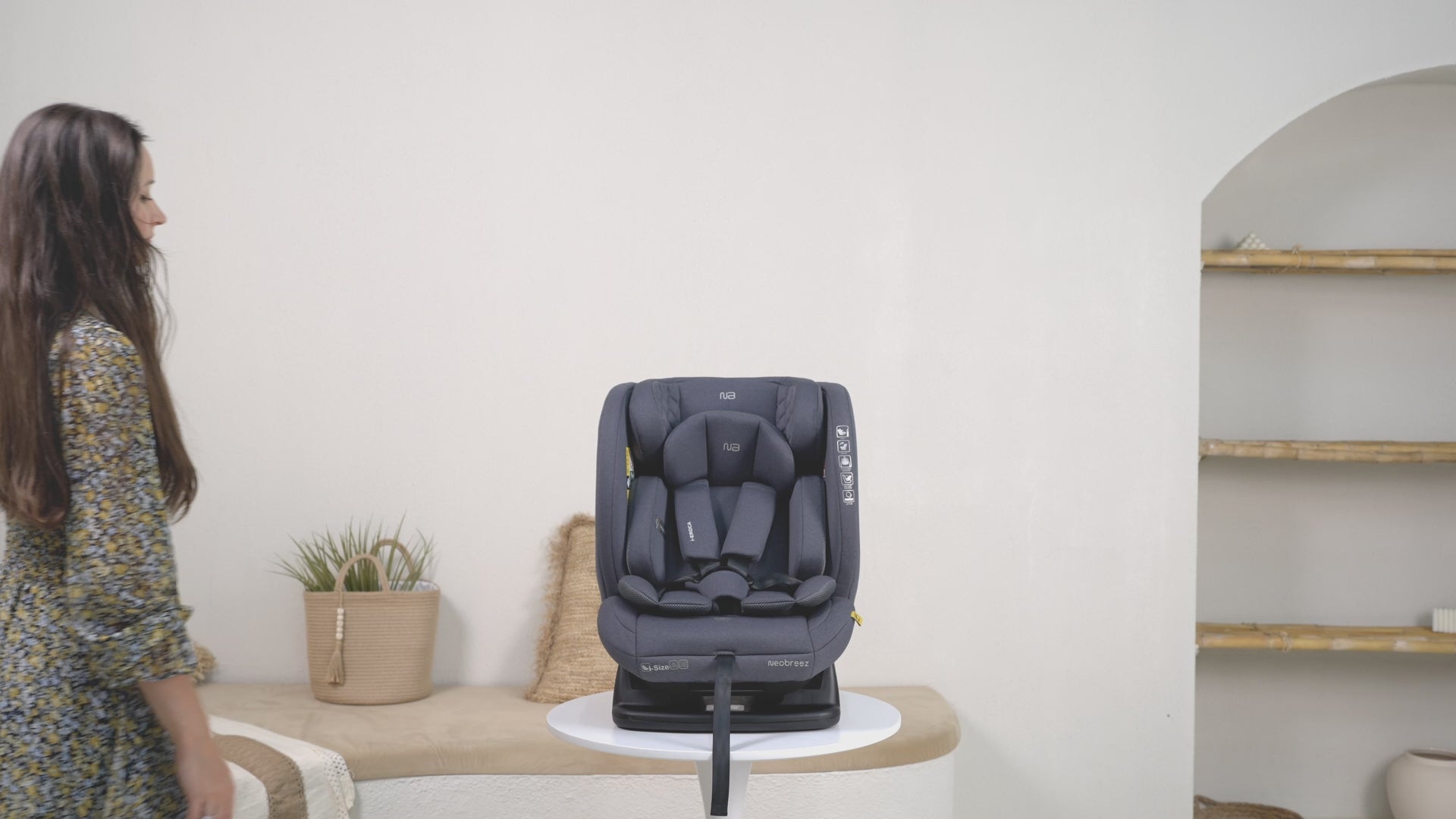 Neobreez i Eroca i Size All In1 Convertible Car Seat Black