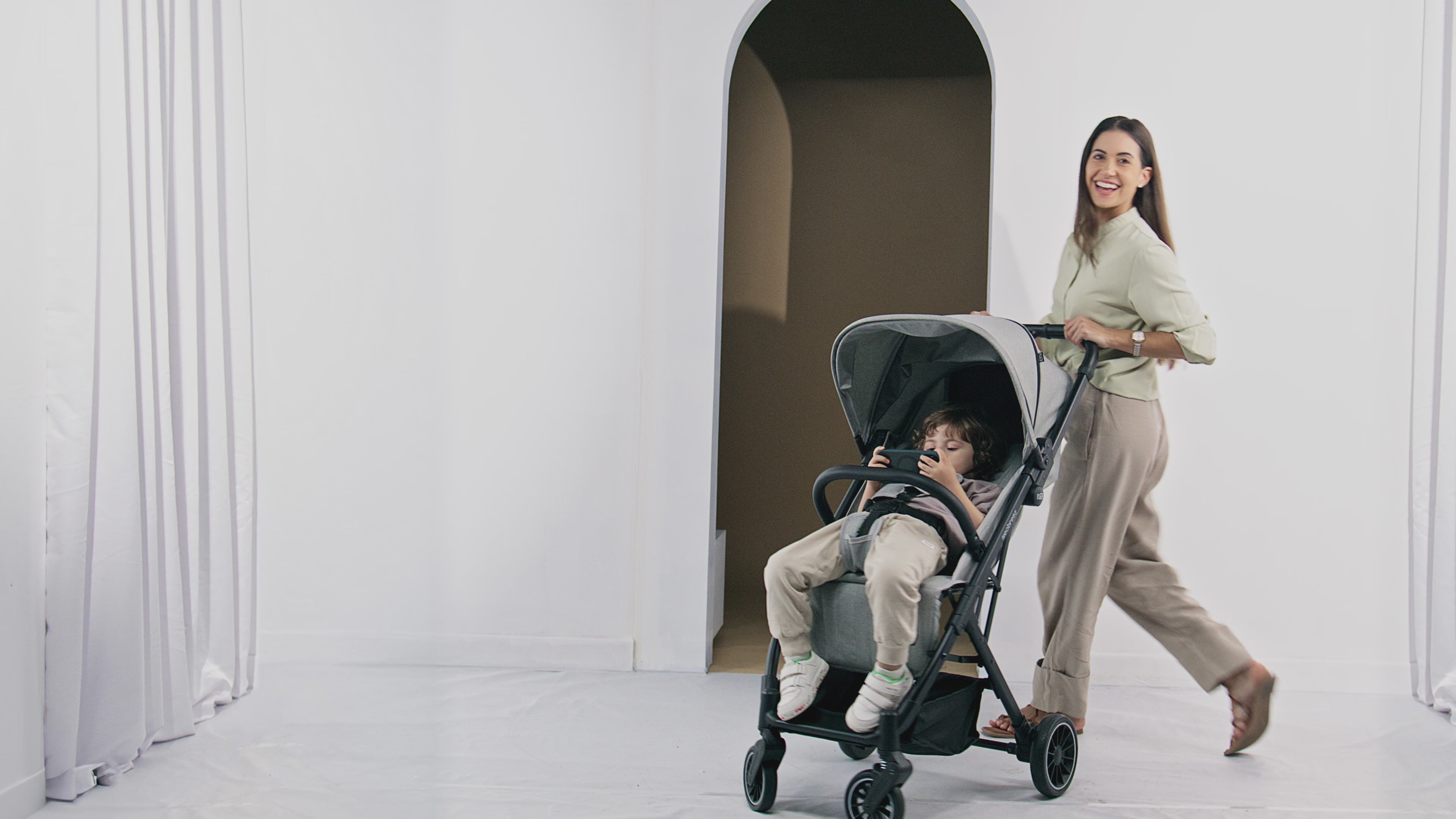 Neobreez Penta Compact Lightweight Travel Stroller with Cup Holder Medium Grey