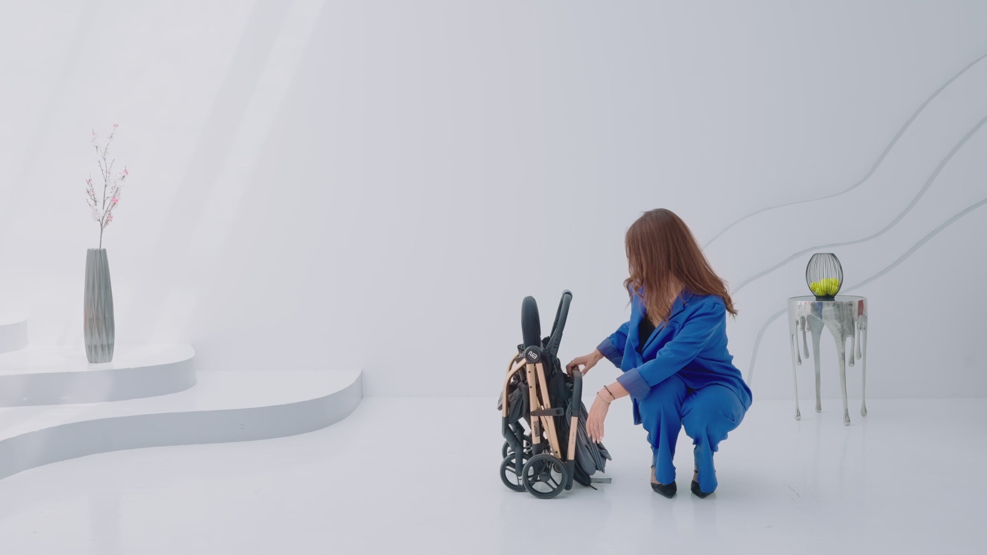 Neobreez Octa 360 Degree Rotate Lightweight Compact Travel Stroller Black