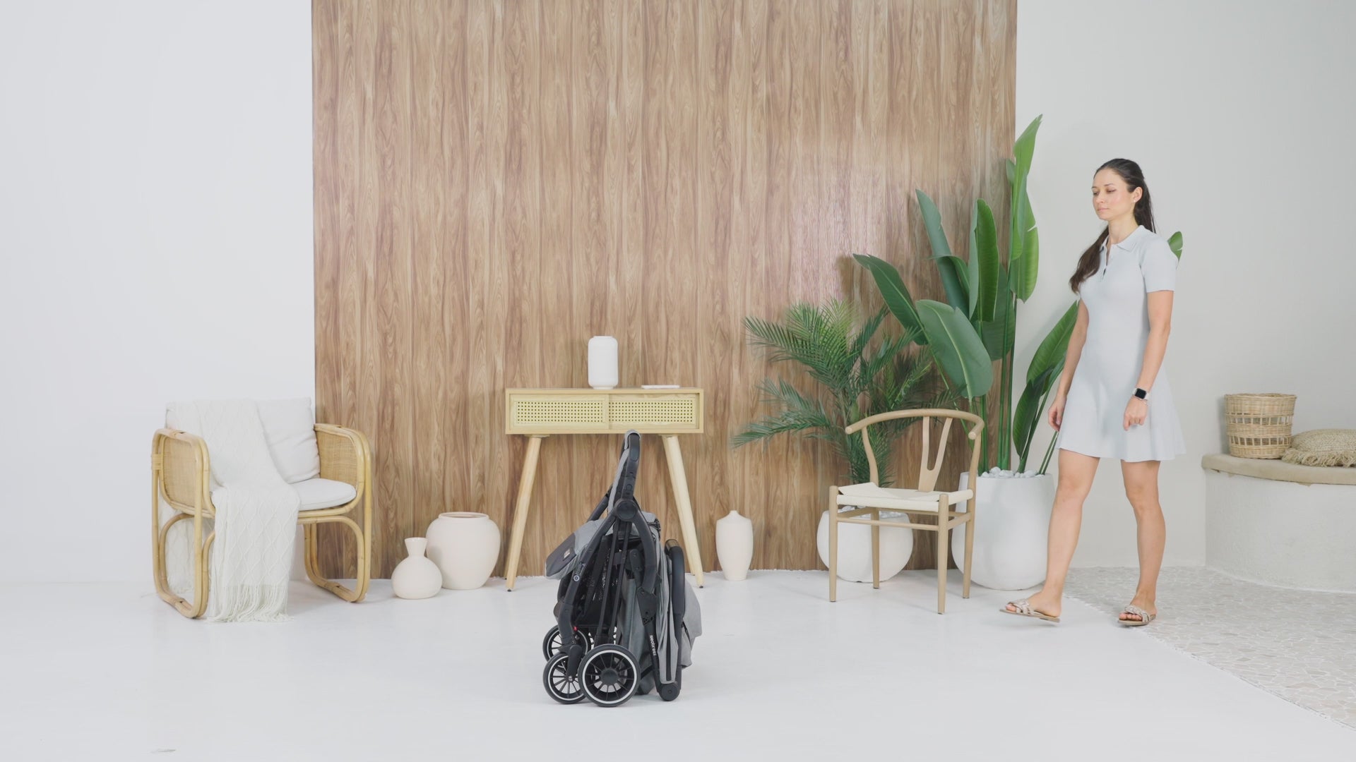 Neobreez Theta Auto Fold Compact Lightweight Travel Stroller Grey