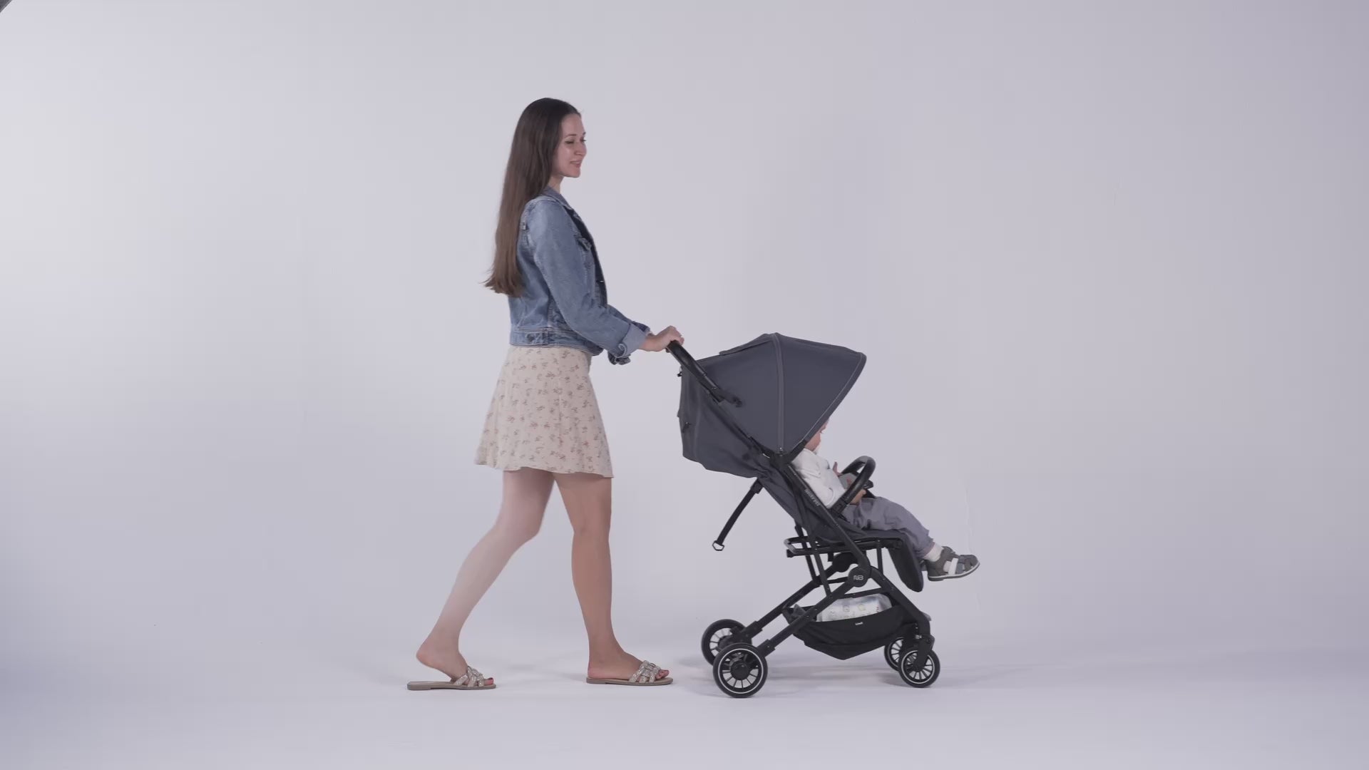 Neobreez Litex Ultra Lightweight Cabin Size Travel Stroller Black