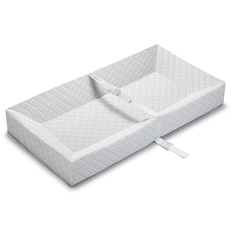 Summer Infant bilingual Contoured Changing Pad